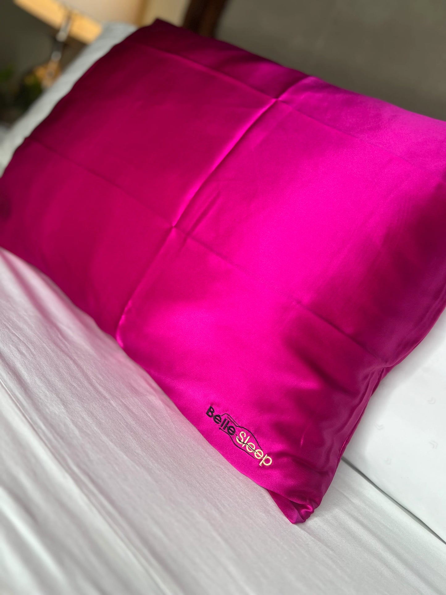 BARBIE PINK STANDARD ZIPPERED SILK PILLOWCASES